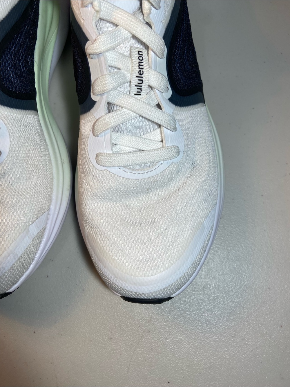 Lululemon Women’s Blissfeel 2 White Black Green Running Shoes SZ 10 - Picture 8 of 15